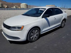 Volkswagen Jetta 2.0L 4 2014