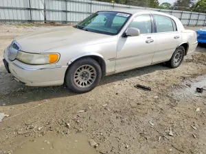 Lincoln Town Car 4.6L 8 2000