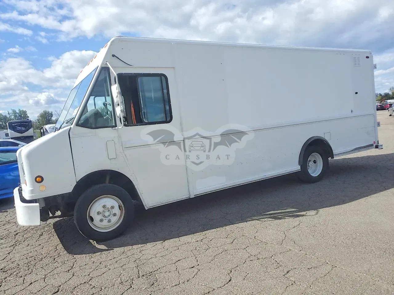 Freightliner MT-45 5.9L 6 2005