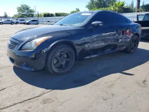 Infiniti G37 3.7L 6 2012