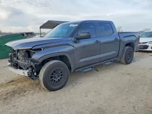 Toyota Tundra 3.4L 6 2024