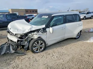 Kia Soul 2.0L 4 2016