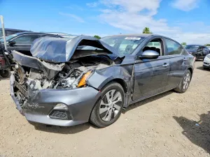 Nissan Altima 2.5L 4 2019