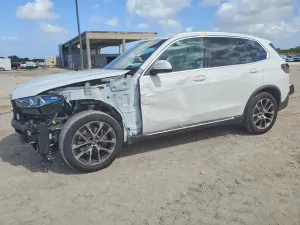 BMW X5 3.0L 6 2026