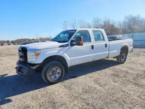 Ford F-250 6.2L 8 2015