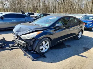 Hyundai Elantra 1.8L 4 2013