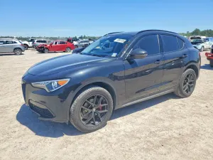 Alfa Romeo Stelvio 2.0L 4 2020