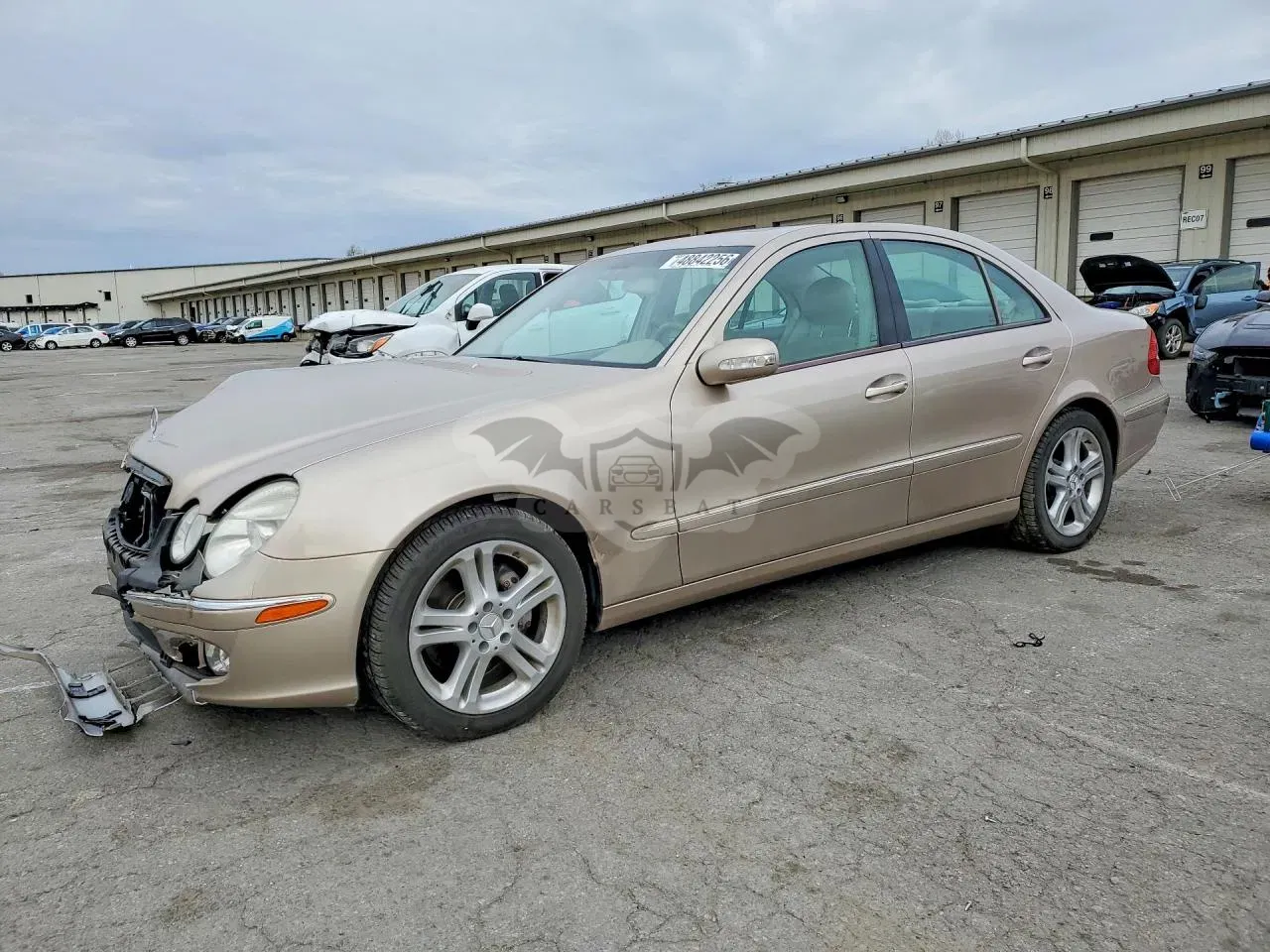 Mercedes-Benz E 5.0L 8 2004