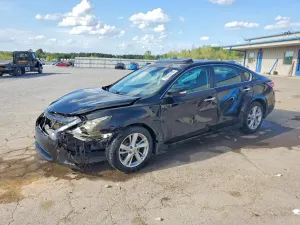 Nissan Altima 2.5L 4 2015