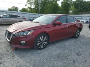 Nissan Altima 2.5L 4 2019