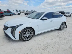 Cadillac CT5 2.0L 4 2025