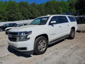 Chevrolet Suburban 5.3L 8 2015