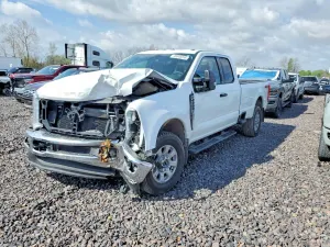 Ford F-250 6.8L 8 2024