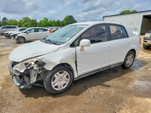 Nissan Versa 1.8L 4 2011