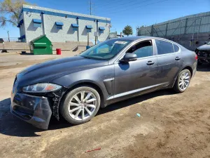 Jaguar XF 2.0L 4 2015