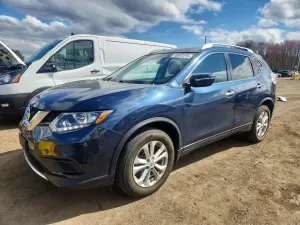 Nissan Rogue 2.5L 4 2015