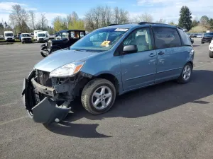 Toyota Sienna 3.3L 6 2004