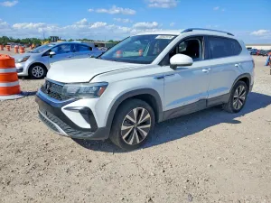 Volkswagen Taos 1.5L 4 2023