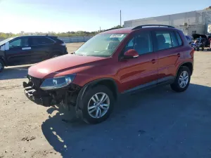 Volkswagen Tiguan 2.0L 4 2015