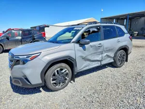Subaru Forester 2.5L 4 2025