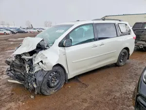 Toyota Sienna 3.5L 6 2017