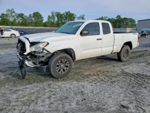 Toyota Tacoma 2.7L 4 2020