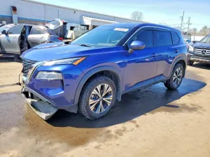 Nissan Rogue 2.5L 4 2021