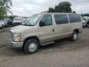 Ford Econoline E350 SUPER DUTY WAGON 5.4L 8 2008