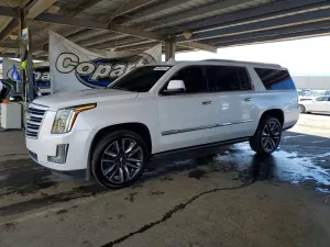 Cadillac Escalade 6.2L 8 2017