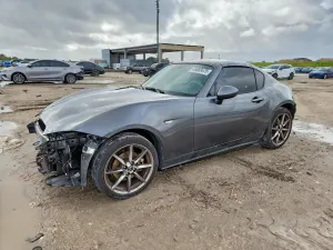 Mazda MX-5 (Miata) 2.0L 4 2022