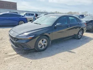 Hyundai Elantra 2.0L 4 2024