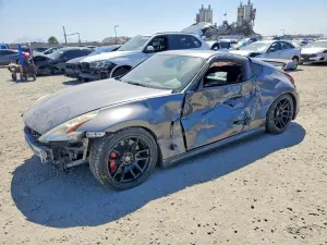 Nissan 370z 3.7L 6 2014