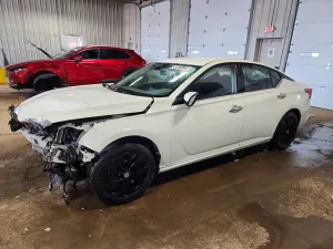 Nissan Altima 2.5L 4 2022