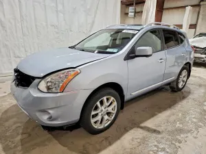 Nissan Rogue 2.5L 4 2013