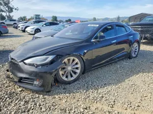 Tesla Model S 2018