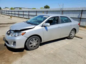 Toyota Corolla 1.8L 4 2013