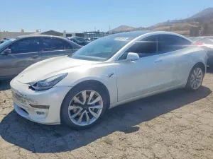 Tesla Model 3 2020