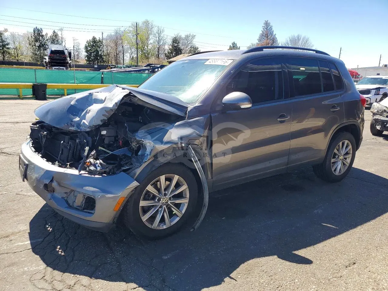Volkswagen Tiguan 2.0L 4 2015