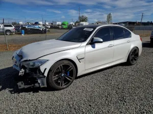 BMW M3 3.0L 6 2015
