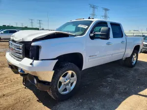 GMC Sierra 6.6L 8 2013