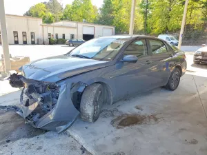 Hyundai Elantra 2.0L 4 2024