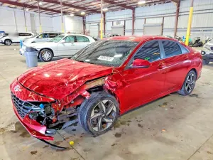 Hyundai Elantra 2.0L 4 2023