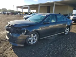 Toyota Camry 2.5L 4 2010