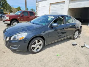 Volvo S60 2.5L 5 2013