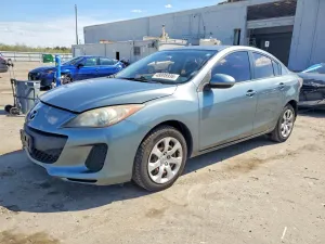 Mazda 3 2.0L 4 2013