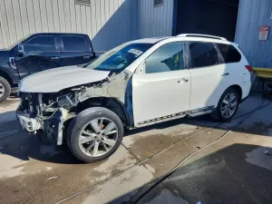 Nissan Pathfinder 3.5L 6 2014