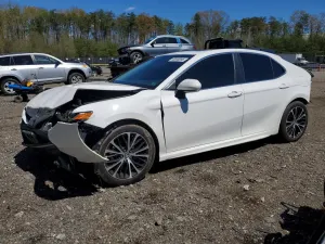 Toyota Camry 2.5L 4 2020