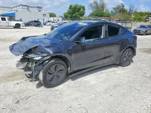 Tesla Model Y 2026