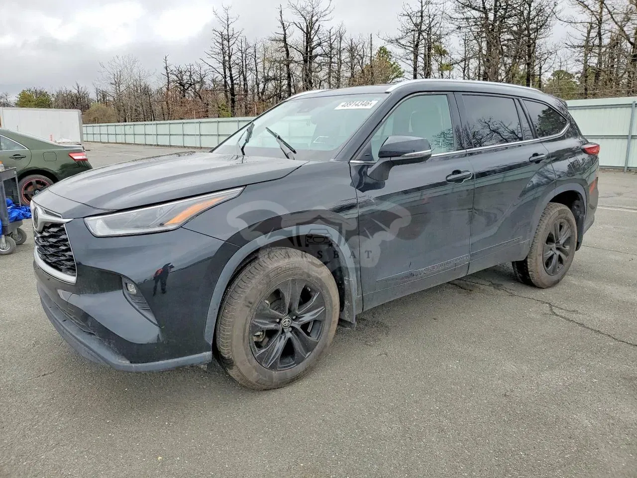 Toyota Highlander 3.5L 6 2021