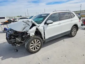 Volkswagen Tiguan 2.0L 4 2020